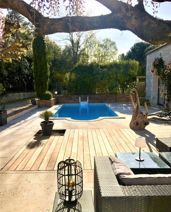 Le Logis De La Brumanderie - Saintes Fontcouverte  ภายนอก รูปภาพ